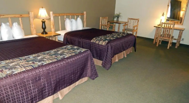 Четырёхместный номер Standard FairBridge Inn and Suites Sandpoint