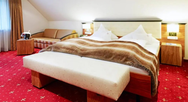Номер Deluxe Schlosshotel Mespelbrunn