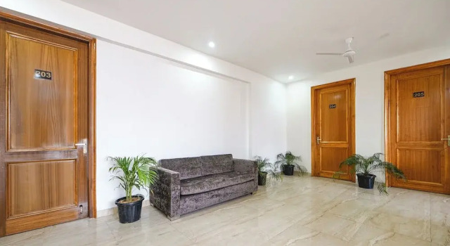Fabhotel Ar Suites
