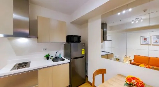 Citispace 1BR Suite at Azure Urban Resort #AZ02, Book Resort Paranaque 