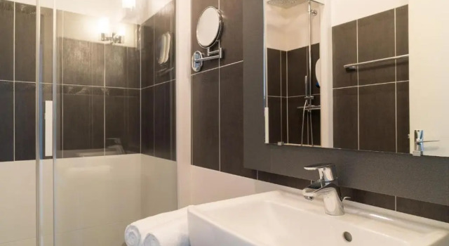 Номер Superior The Originals Boutique, Hôtel Spa Le Triton, Roscoff