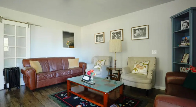 Marbella Lane Eco Friendly Treehouse SFO, Забронировать Дом для отпуска Отели San Mateo County с бассейном, Бассейн