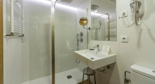Трёхместный номер Standard Hotel Rosaleda del Mijares