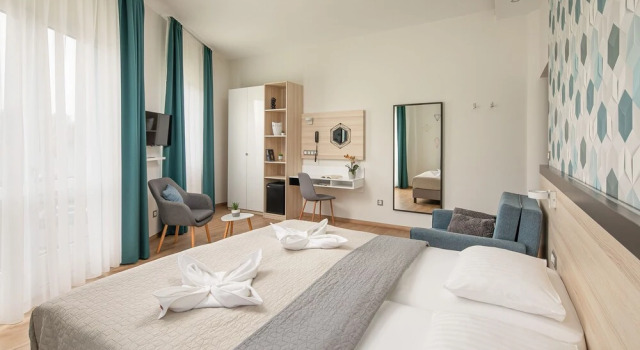 Номер Deluxe Kristály Hotel