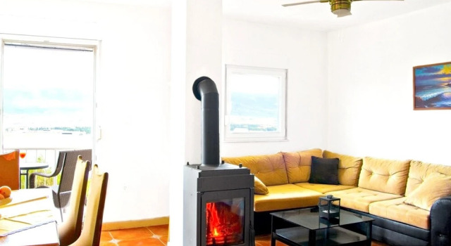 Apartment With 3 Bedrooms in Žedno, With Wonderful sea View, Enclosed