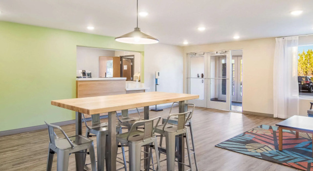 WoodSpring Suites Jacksonville Baymeadows, Book Hotel Jacksonville Florida