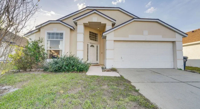Family Home in Davenport w/ Pool ~ 8 Mi to Disney