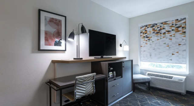 Двухместный люкс Holiday Inn Greenville - Woodruff Road by IHG