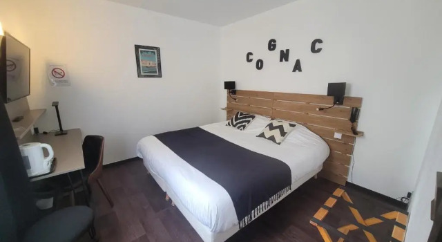 Номер Superior Hôtel Le Valois, Cognac Centre