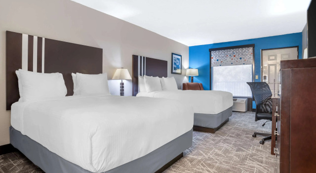 Четырёхместный номер Standard Best Western Andalusia Inn