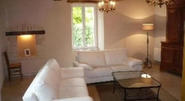 Gîte Épineu-le-Chevreuil, 4 pièces, 7 personnes - FR-1-410-197, Rezerwuj Hotel Épineu-le-Chevreuil 