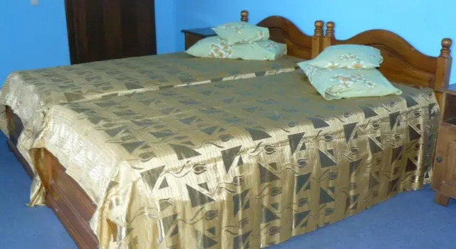 Nadianca, Book Hotel Gura Humorului 