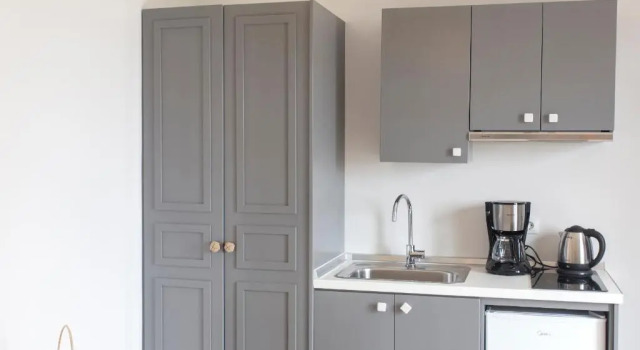 Студия Deluxe Golden Bay Suites & Maisonettes