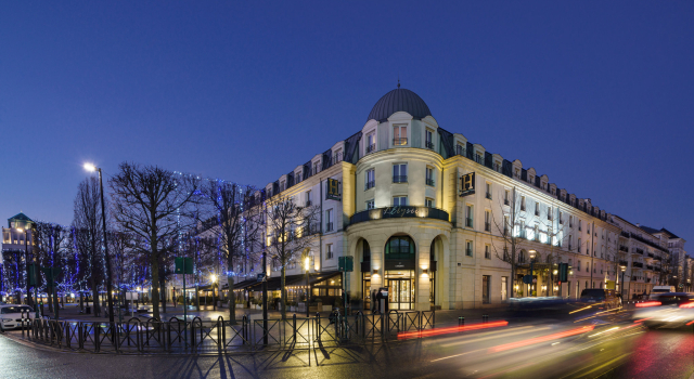 Hôtel l'Elysée Val d'Europe