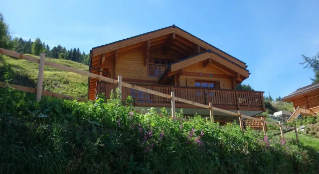 Шале Chalet in Les Masses With ski Storage