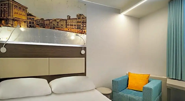 Семейный номер Standard ibis Locarno