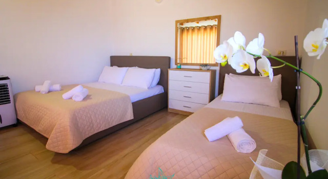 Люкс Atlantis Hotel & Apartments