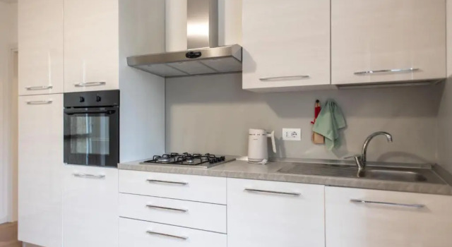 Lora Albate Apartment, Prenota Appartamento Como Como