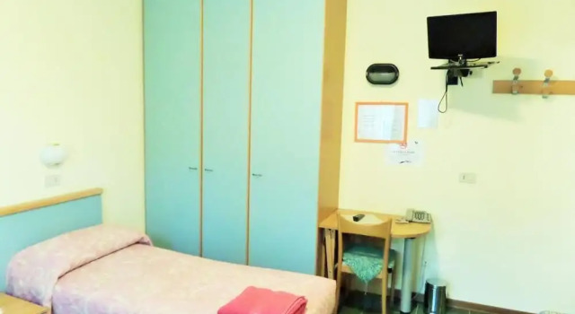 Четырёхместный номер Standard с балконом Hotel Lucerna
