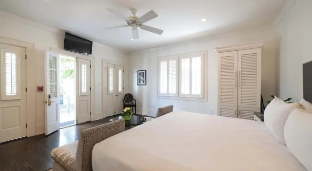 Двухместный номер Standard Melrose Mansion