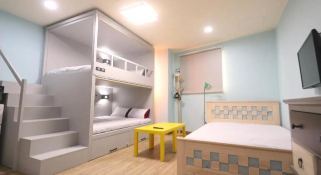 Standart çift kişilik aile oda Midtown Hostel