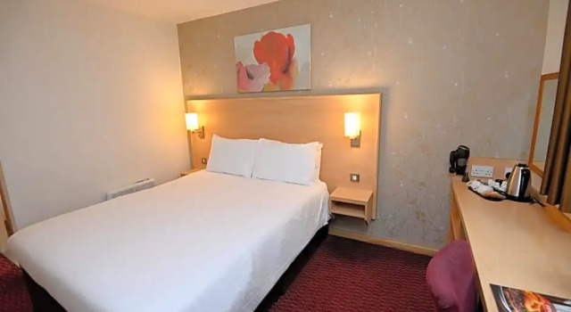 Номер Standard Meadow Farm Redditch by Marstons Inns