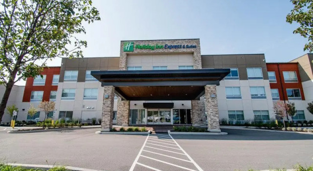 Люкс с 2 комнатами Holiday Inn Express & Suites Tonawanda - Buffalo Area by IHG