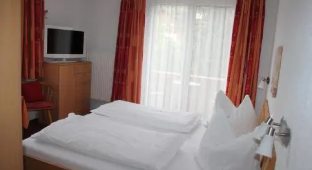 Haus Margit, Prenota Ostello Hotel a Stiria con parcheggio, Parcheggio