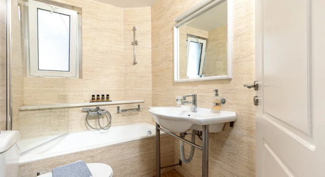 Апартаменты с балконом и с видом на море Sun Beach Apartments