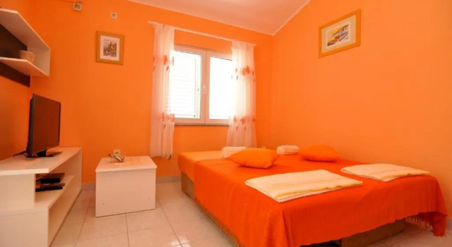 Apartments Marta - Zadar - near the sea, Забронировать Апартаменты/квартира Задар Задарская жупания, рядом с Пляж Мали Милни