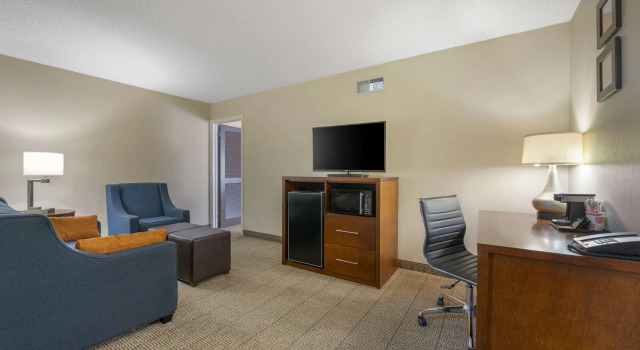 Двухместный люкс Comfort Inn & Suites Indianapolis Northwest - College Park