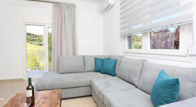 Mare Monte Luxury Apartments 1, Book Apartment Nea Skioni 