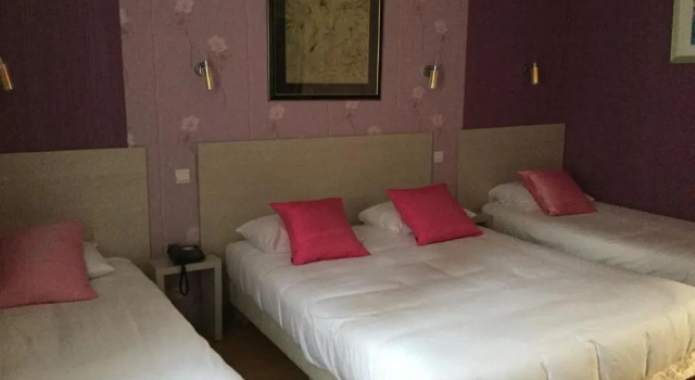 Четырёхместный номер Standard Hôtel République