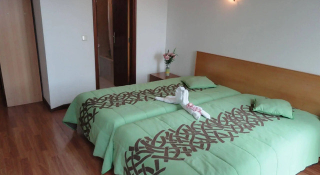 Residencial Triunfo, Varaa Matkakoti Hotellit Porto pysäköinnillä, Pysäköinti
