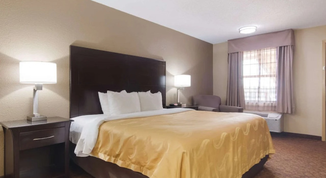 Двухместный номер Standard с балконом Quality Inn Magnolia