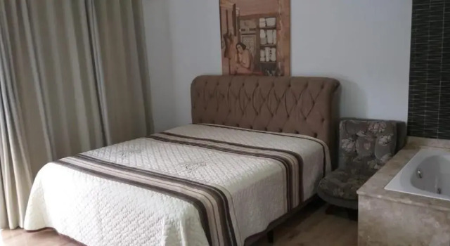 Casa com Piscina e Hidromassagem Montoski, Забронировать Отель Бомбиньяс Санта-Катарина