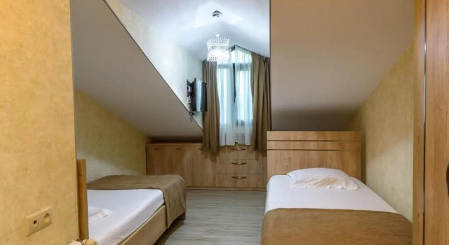 Standard Doppel Zimmer mit Poolblick GK Villa