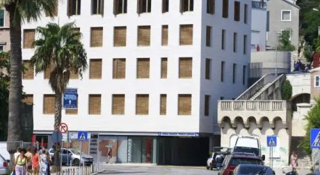 Split Luxury Retreat, Prenota Appartamento Splitska 