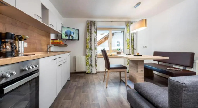 Haus Sabrina Studio Masnerjoch, Забронировать Отель Отели в центре Зе, в центре, Парковка