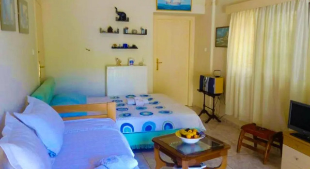 Anna's Apartment and Studio