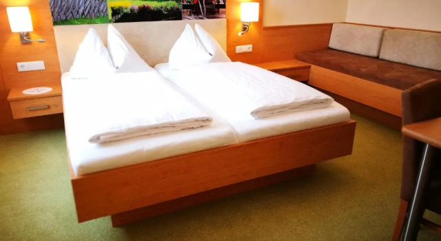Трёхместный номер Standard Hotel Restaurant zum Schwan