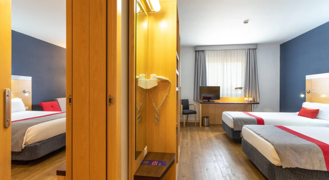 Двухместный номер Standard Holiday Inn Express Lisbon-Oeiras by IHG