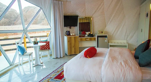 Номер Luxury Desert Season Luxury Camp Wadi Rum Boutique Tents & Stargazing