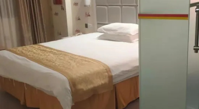 Люкс Deluxe Liansheng Hotel (Fuding Taiyushan Branch)