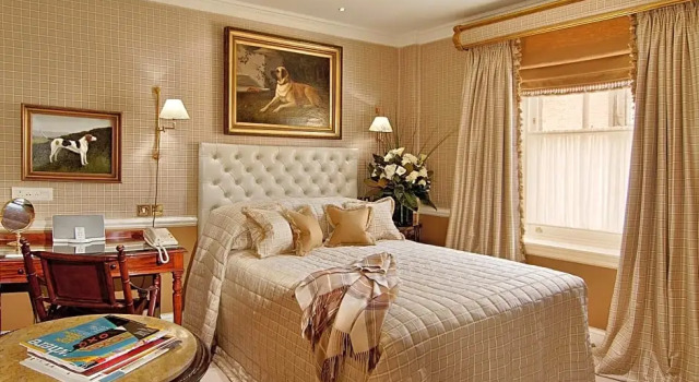 Номер Classic Egerton House