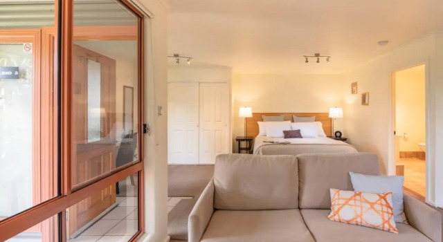 Студия Aloft Boutique Accommodation