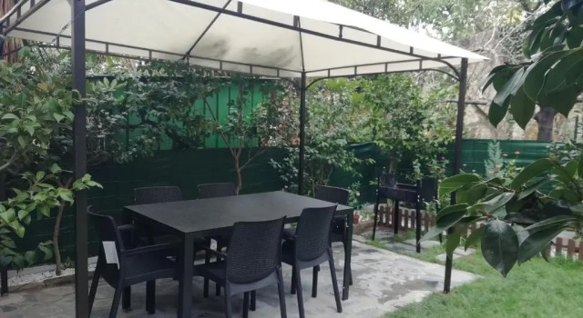 Апартаменты Roel Garden View