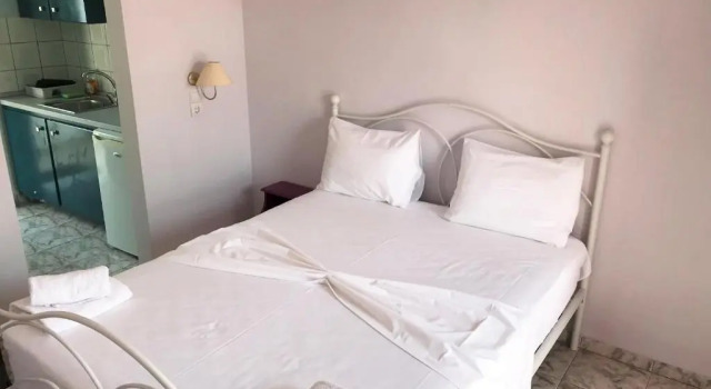 Номер Deluxe Infinity blue beach apartments - Renovated Apartments 2 Minutes from the Sea & Pool with Scenic Views