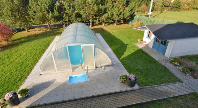 Вилла Spacious Villa With Swimming Pool