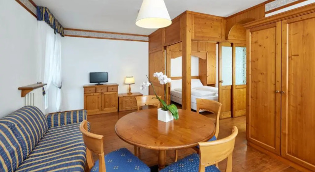 Семейный номер Standard с видом на озеро Grand Hotel Misurina